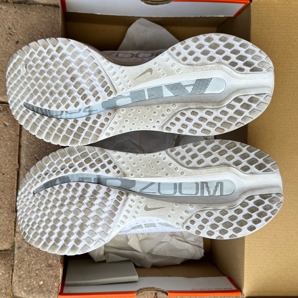 Nike Pegasus Premium Size 12.5 *WORN ONCE* - Picture 3 of 6